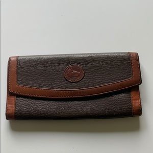 Vintage dooney bourke brown wallet Vtg